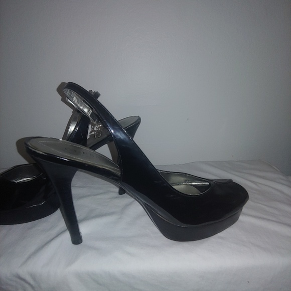 Black pleather slingback peeptoe heels - Picture 5 of 13
